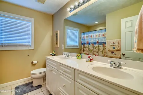 103 Katelyn Drive Surf City NC 28445