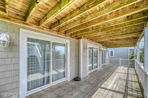 103 Katelyn Drive Surf City NC 28445