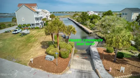 103 Katelyn Drive Surf City NC 28445