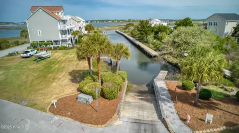 103 Katelyn Drive Surf City NC 28445