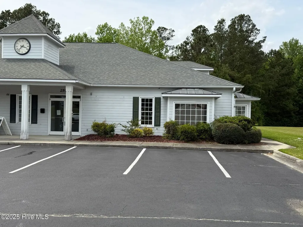2599 Henderson Drive Jacksonville NC 28546