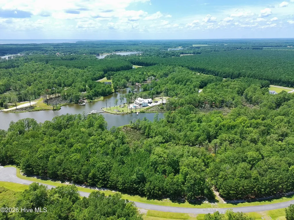 47 Sunset Point Road Belhaven NC 27810