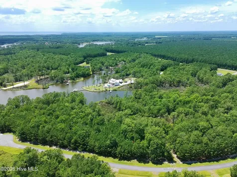 47 Sunset Point Road Belhaven NC 27810