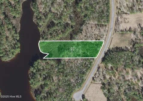 47 Sunset Point Road Belhaven NC 27810
