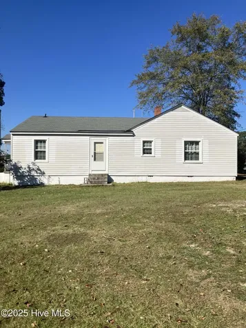 617 Grimes Road Washington NC 27889