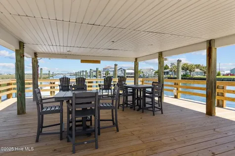 602 W Fort Macon Road Atlantic Beach NC 28512