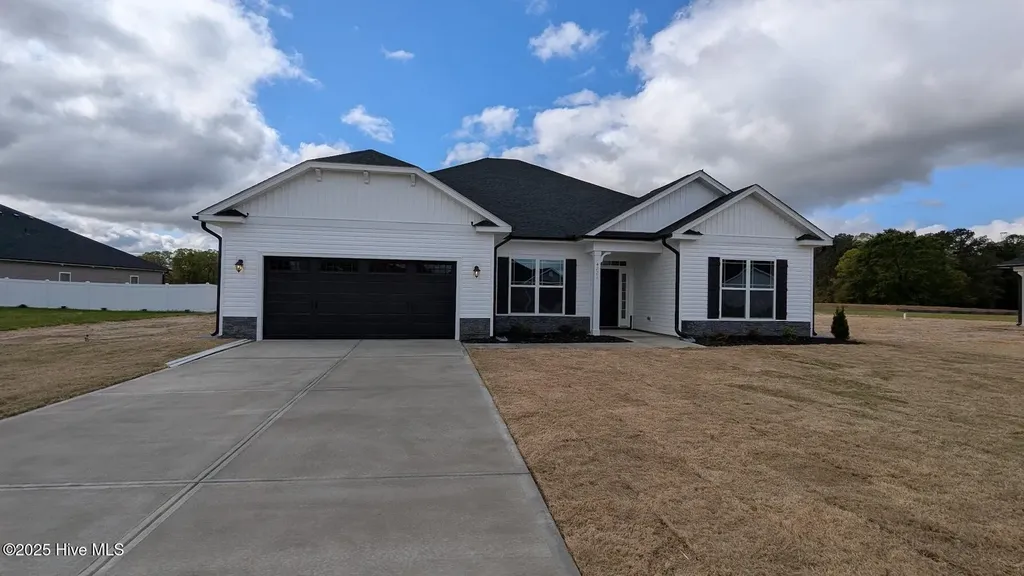 1635 Pecan Drive Nashville NC 27856