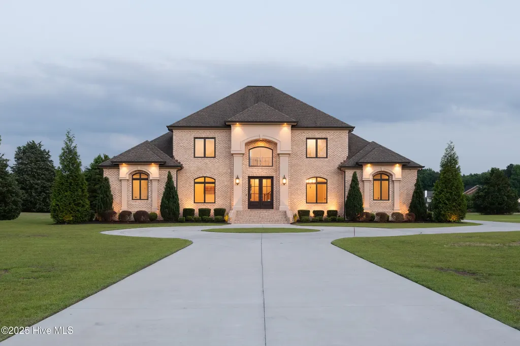 541 White Horse Drive Greenville NC 27834
