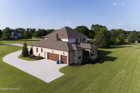 541 White Horse Drive Greenville NC 27834