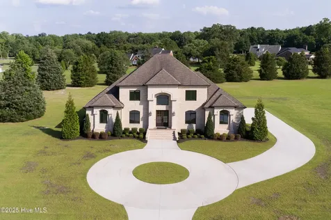 541 White Horse Drive Greenville NC 27834