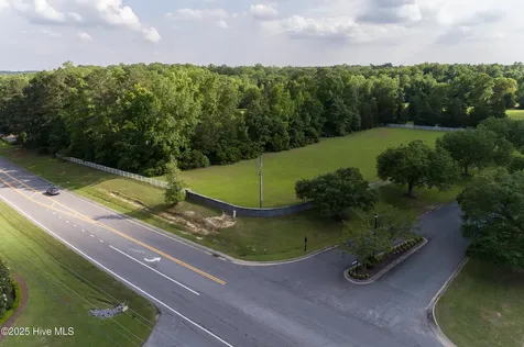 541 White Horse Drive Greenville NC 27834