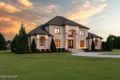 541 White Horse Drive Greenville NC 27834
