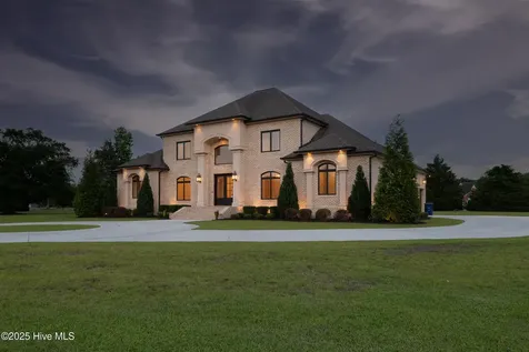 541 White Horse Drive Greenville NC 27834