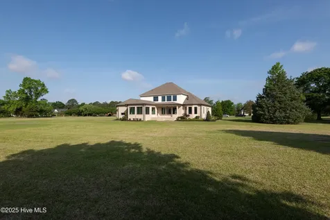 541 White Horse Drive Greenville NC 27834