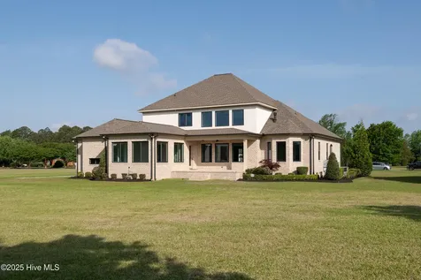 541 White Horse Drive Greenville NC 27834