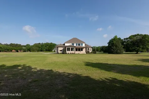 541 White Horse Drive Greenville NC 27834