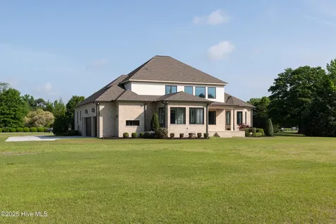 541 White Horse Drive Greenville NC 27834