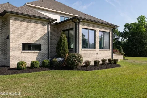 541 White Horse Drive Greenville NC 27834