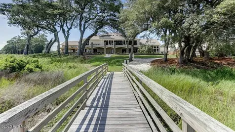 367 Genoe's Point Road SW Supply NC 28462