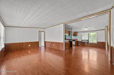 86 Mel Lane Washington NC 27889