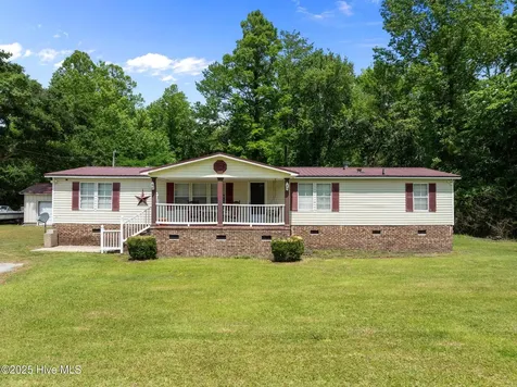 86 Mel Lane Washington NC 27889