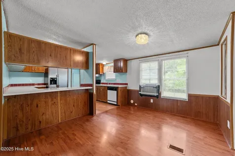86 Mel Lane Washington NC 27889