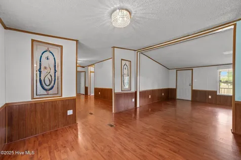 86 Mel Lane Washington NC 27889