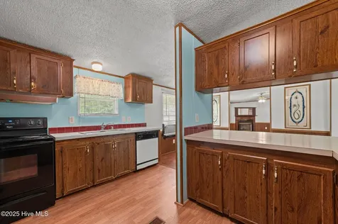 86 Mel Lane Washington NC 27889