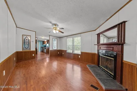 86 Mel Lane Washington NC 27889