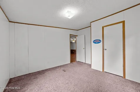 86 Mel Lane Washington NC 27889