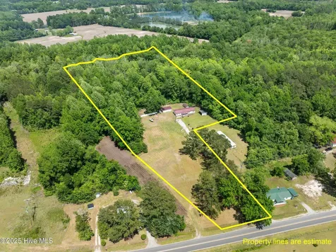 86 Mel Lane Washington NC 27889