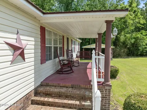 86 Mel Lane Washington NC 27889
