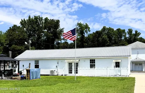160 Kinston Highway Richlands NC 28574