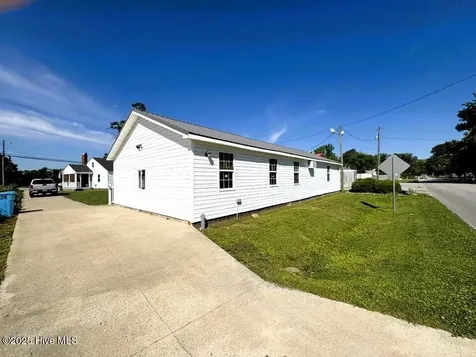 160 Kinston Highway Richlands NC 28574