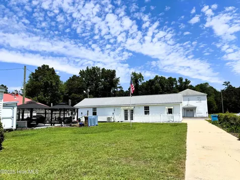 160 Kinston Highway Richlands NC 28574