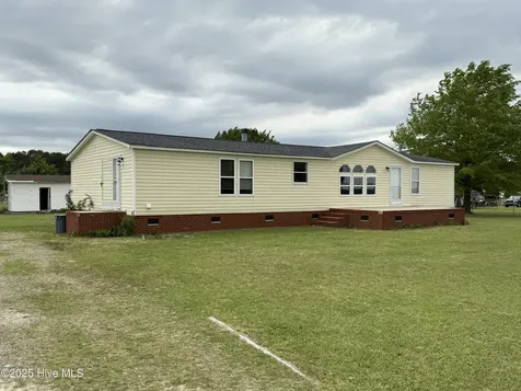 1071 Red Hill Road Mount Olive NC 28365