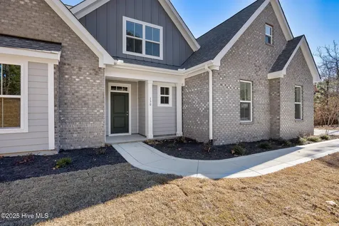 150 Banbridge Drive West End NC 27376