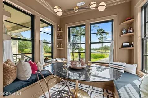 628 E Harborside Road Oriental NC 28571