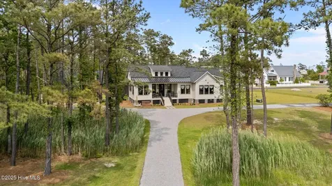 628 E Harborside Road Oriental NC 28571
