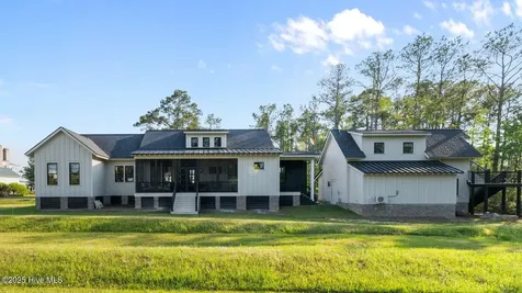 628 E Harborside Road Oriental NC 28571