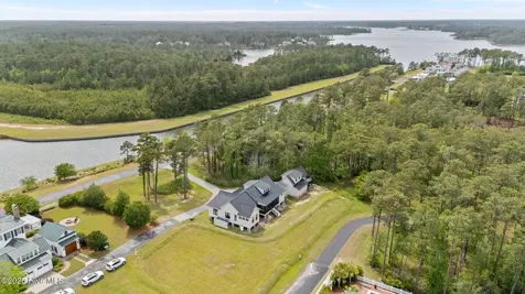 628 E Harborside Road Oriental NC 28571