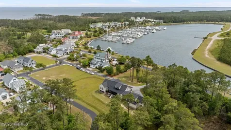628 E Harborside Road Oriental NC 28571