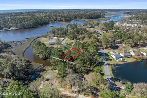 1111 River Drive SW Calabash NC 28467