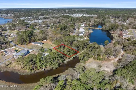 1111 River Drive SW Calabash NC 28467