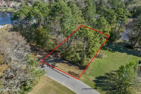 1111 River Drive SW Calabash NC 28467