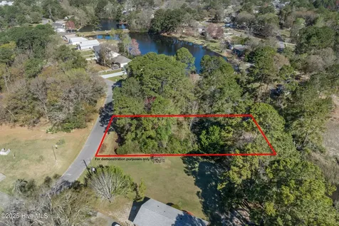 1111 River Drive SW Calabash NC 28467