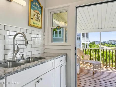 118 Seaside Street Holden Beach NC 28462