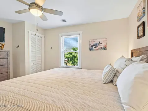118 Seaside Street Holden Beach NC 28462