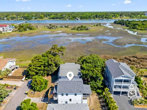 118 Seaside Street Holden Beach NC 28462
