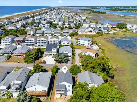 118 Seaside Street Holden Beach NC 28462